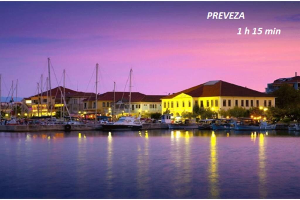 Luxury Autonomous Ground Floor Apartment Igoumenitsa Esterno foto